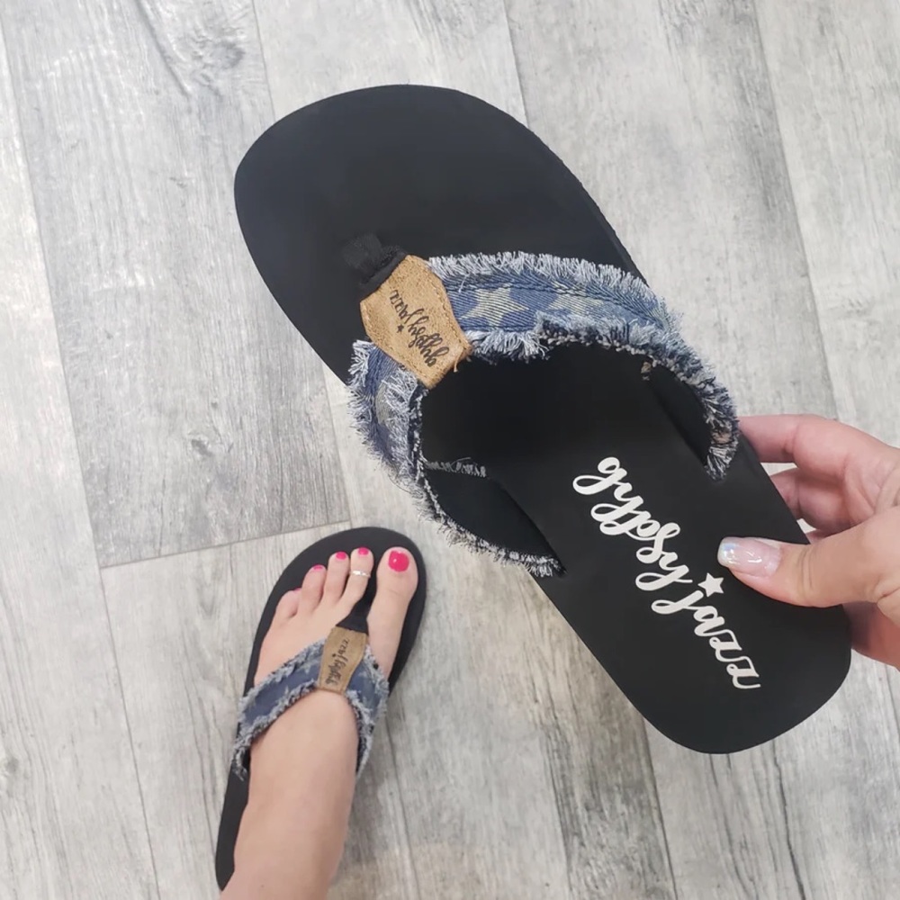 New in Box Gypsy Jazz Encore Flip Flops - Navy Star
